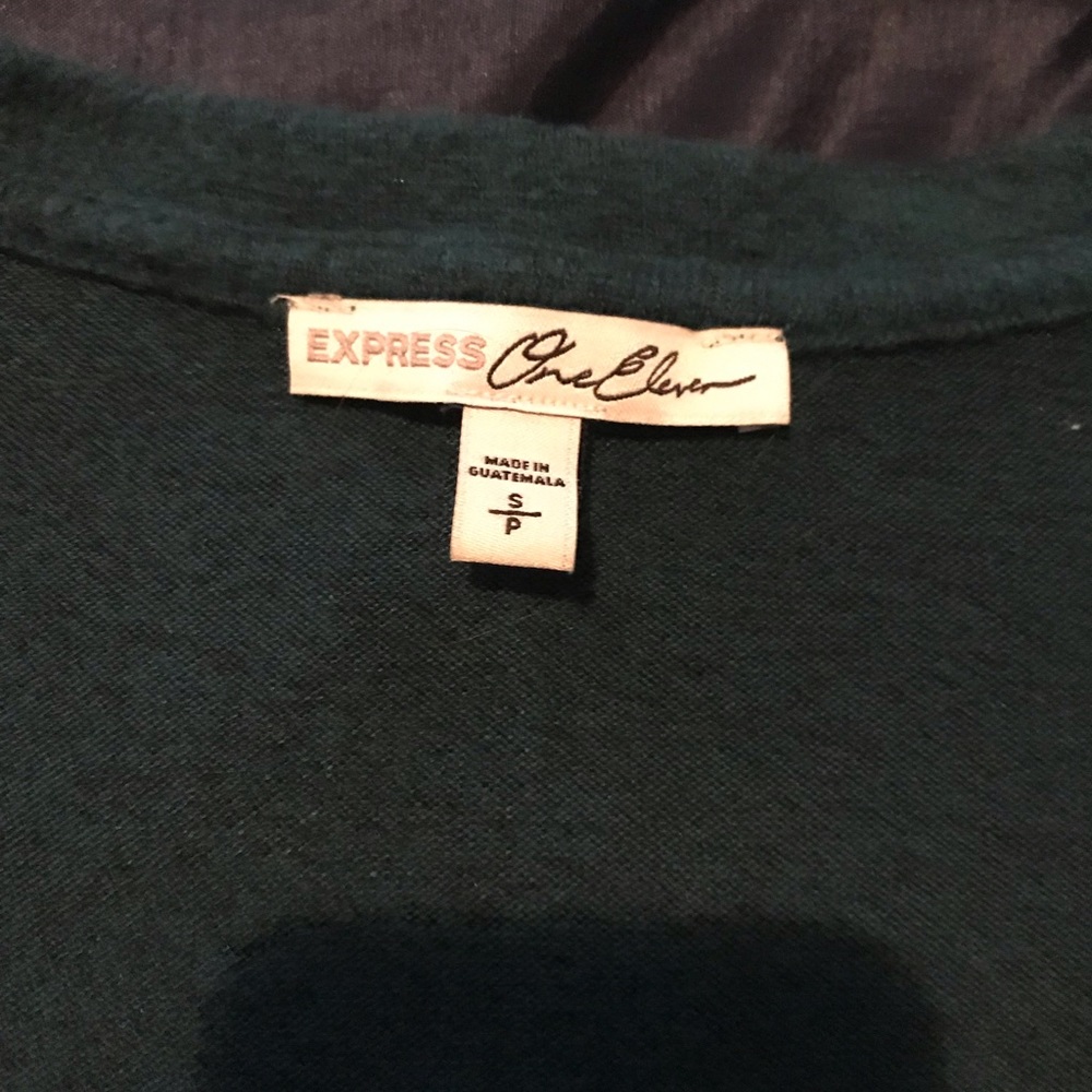 ❌❌SOLD❌❌ Express long sleeve shirt - Picture 2 of 3